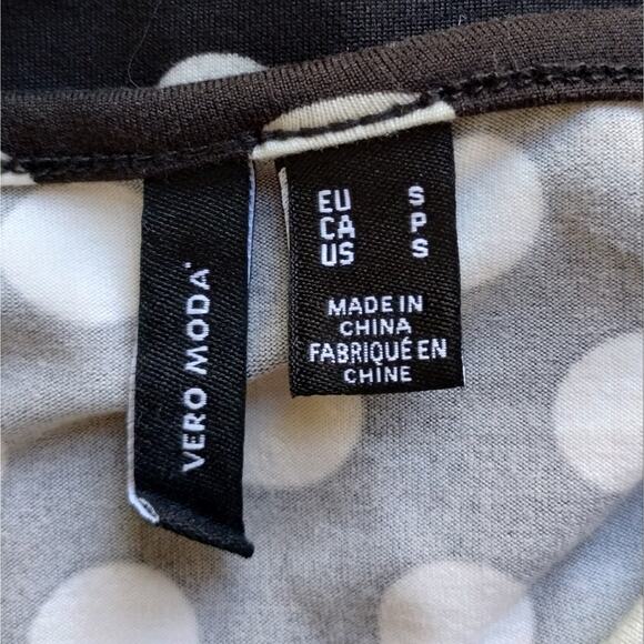 A Vero Moda Women's Black White Polka Dot Ruched Cut Out Tie Mini Dress NWT S - Picture 12 of 13